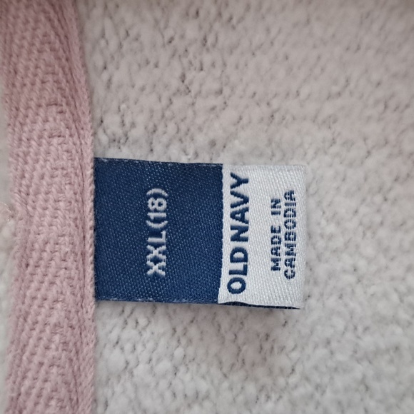 Old Navy Pink Camo Kids Hoodie Size XXL (18) - Picture 3 of 7